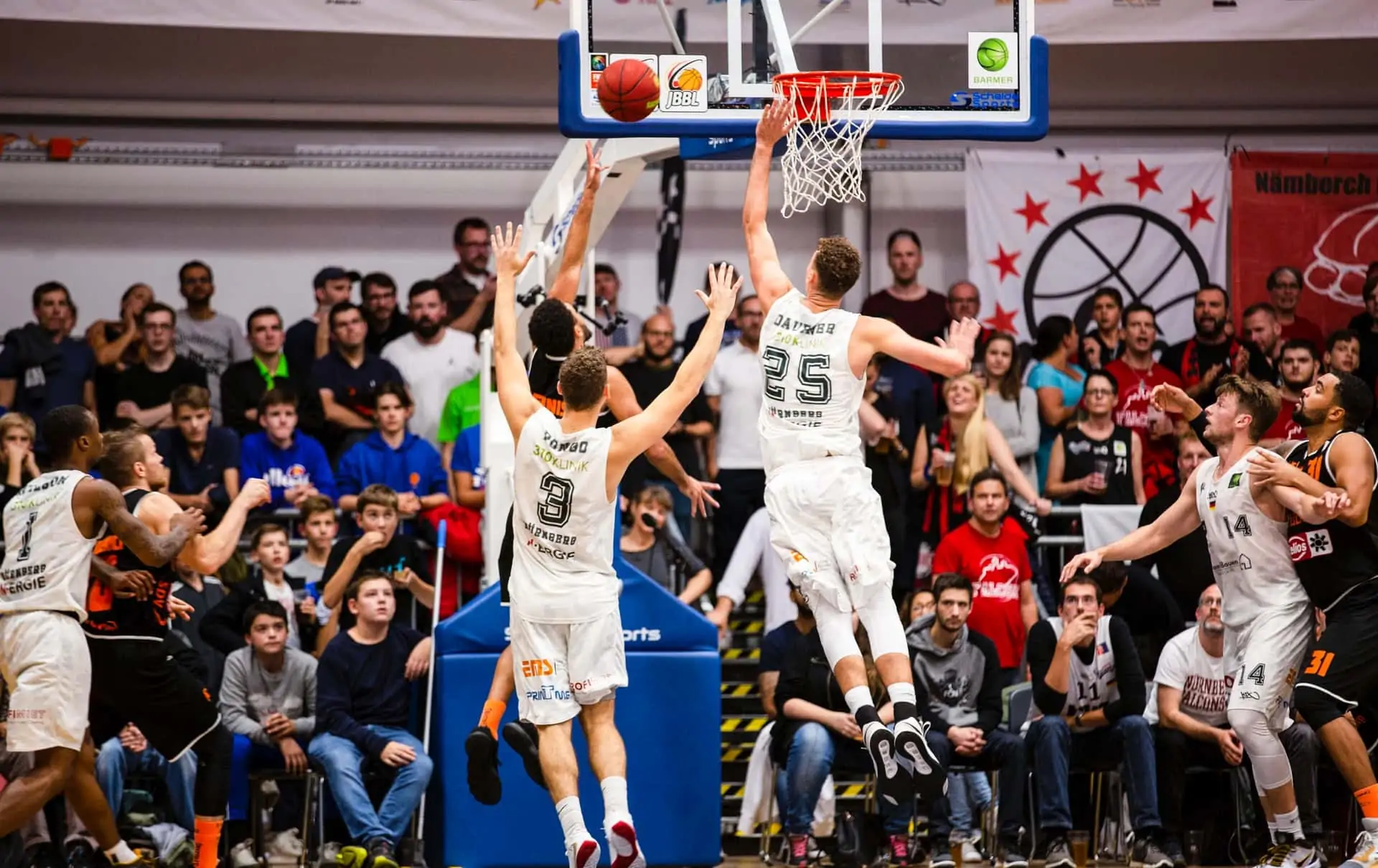 How Does Basketball Tactics Work in Basketball